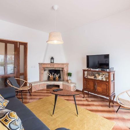 Lovelystay - 3 Bedroom Apartment In Vila Do Bispo Eksteriør billede