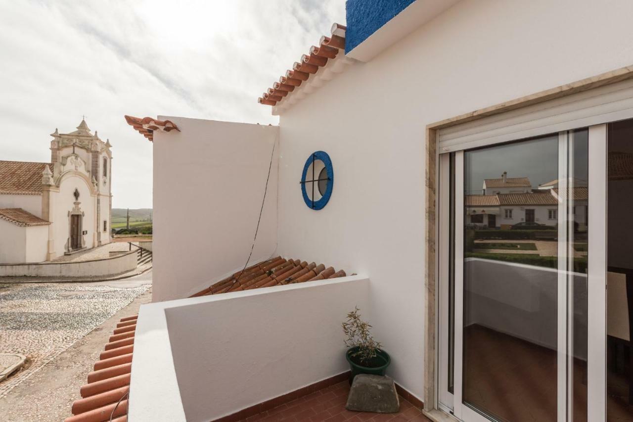 Lovelystay - 3 Bedroom Apartment In Vila Do Bispo Eksteriør billede