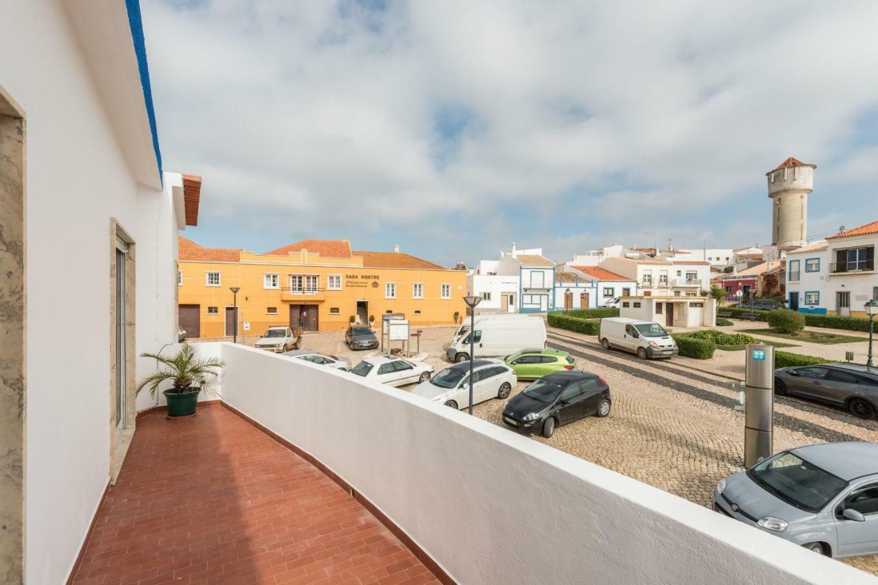 Lovelystay - 3 Bedroom Apartment In Vila Do Bispo Eksteriør billede